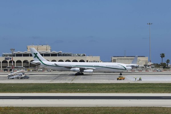 Quels sont les critères pour choisir une location de vacances en bord de lac avec des activités de paddle?